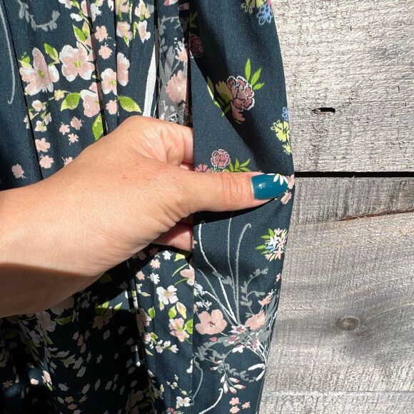 Band of Gypsies Women's Multicolor Sleeveless Wide Leg Floral Jumpsuit - Picture 5 of 8